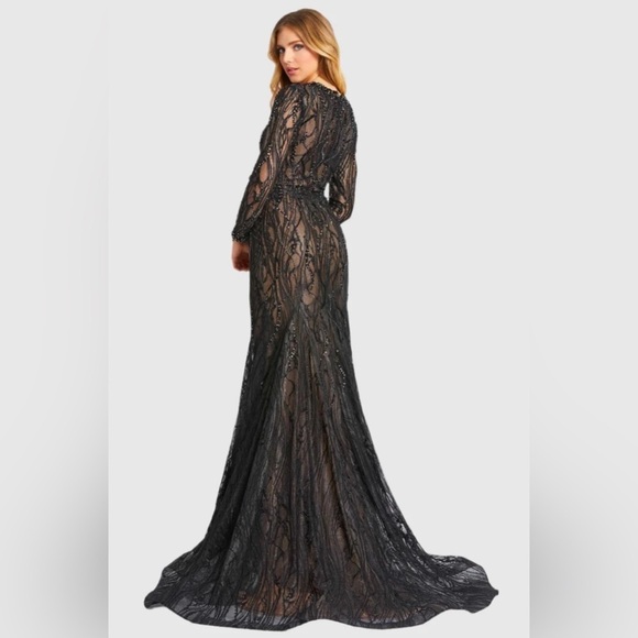 MAC DUGGAL 79291 NWT Beaded Illusion Long Sleeve Plunge Neck Gown - Picture 3 of 9